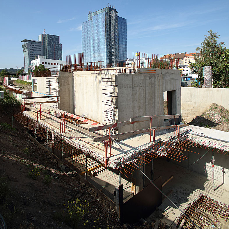 Postup výstavby léto 2015